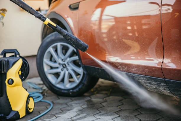 Best Sidewalk Pressure Washing  in Divernon, IL